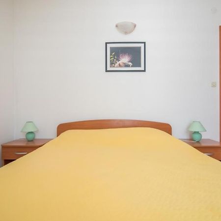 Apartments Batinic Supetar Extérieur photo