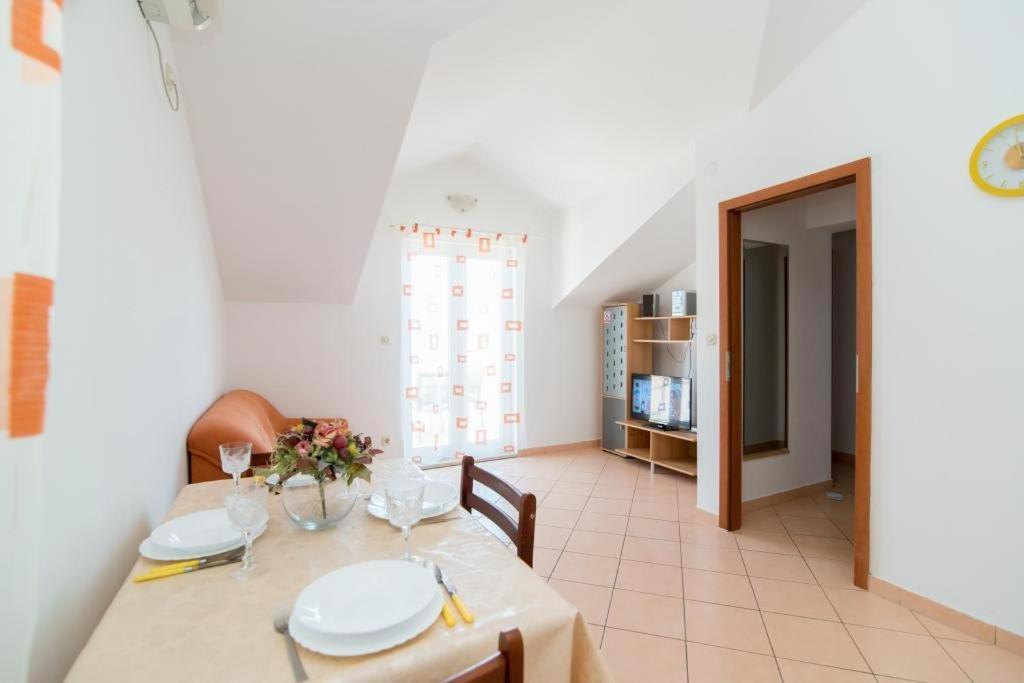 Apartments Batinic Supetar Extérieur photo