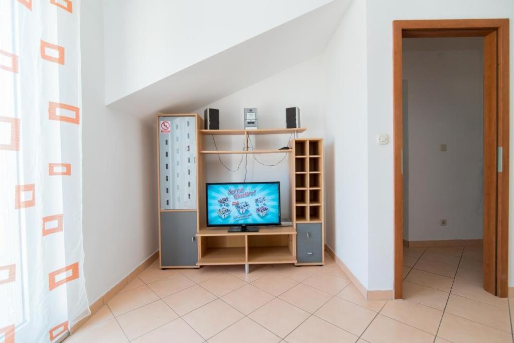 Apartments Batinic Supetar Extérieur photo