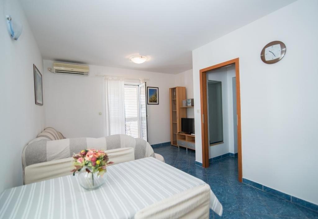 Apartments Batinic Supetar Extérieur photo
