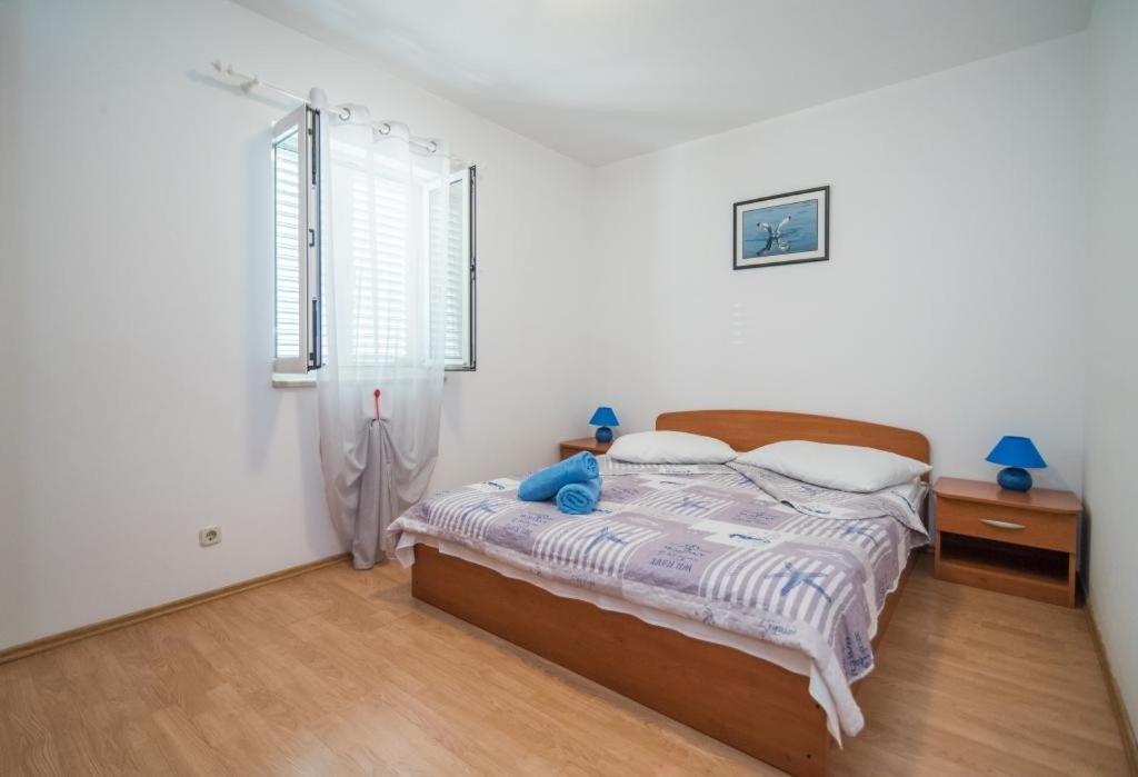 Apartments Batinic Supetar Extérieur photo